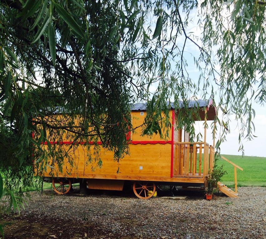 Bed and Breakfast Ferme De La Gortiere Le Teilleul Номер фото