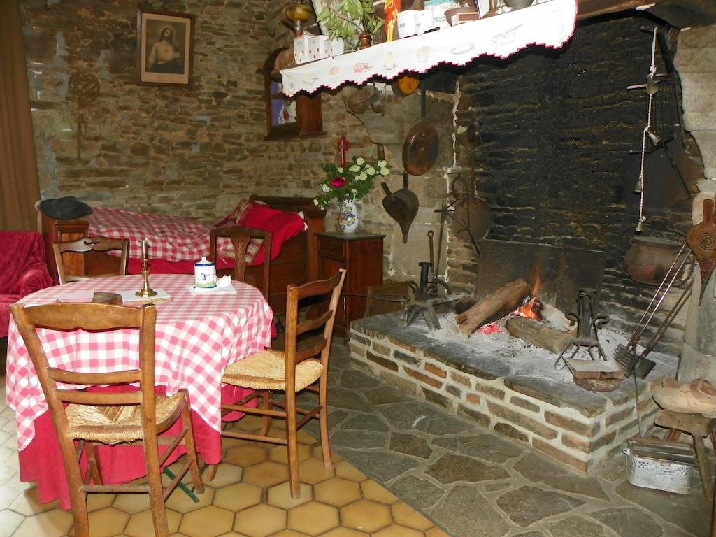 Bed and Breakfast Ferme De La Gortiere Le Teilleul Екстер'єр фото